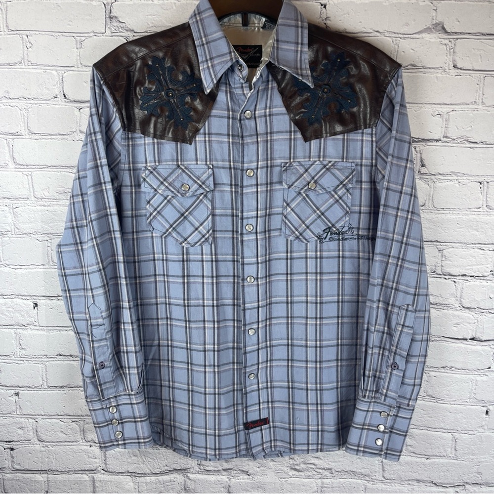 Fender‎ Custom Shirt Men’s Small Blue LS Pearl Snap Leather Patch Embroidered